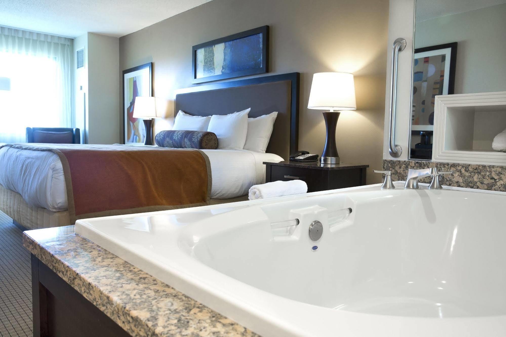Hotel Isle Of Capri Casino 3*